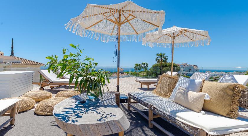 Unique & Luxurious Villa With Heated Pool, Gym & C Andalousië - Malaga visuel 3/5