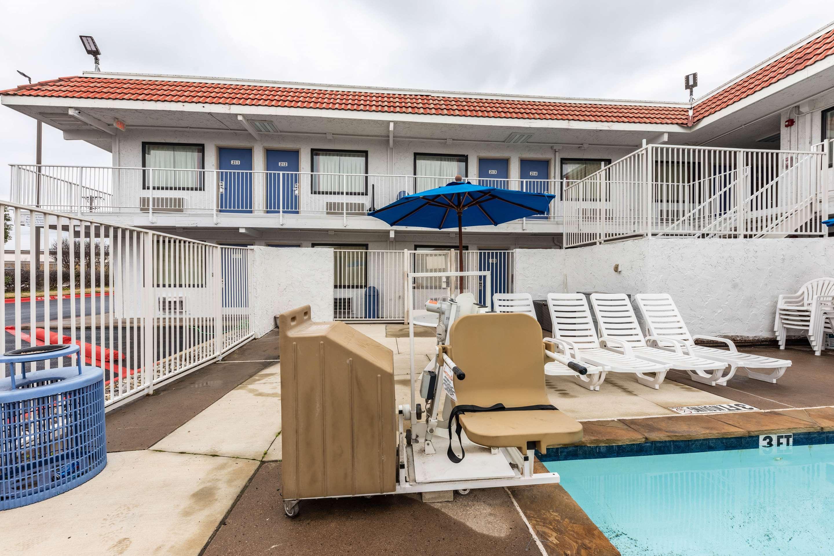 Motel 6 North Richland Hills, TX $53 ($̶5̶3̶). North Richland Hills