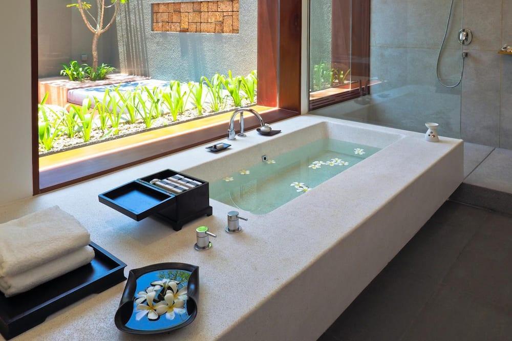 The Bale Phnom Penh by LifestyleRetreats