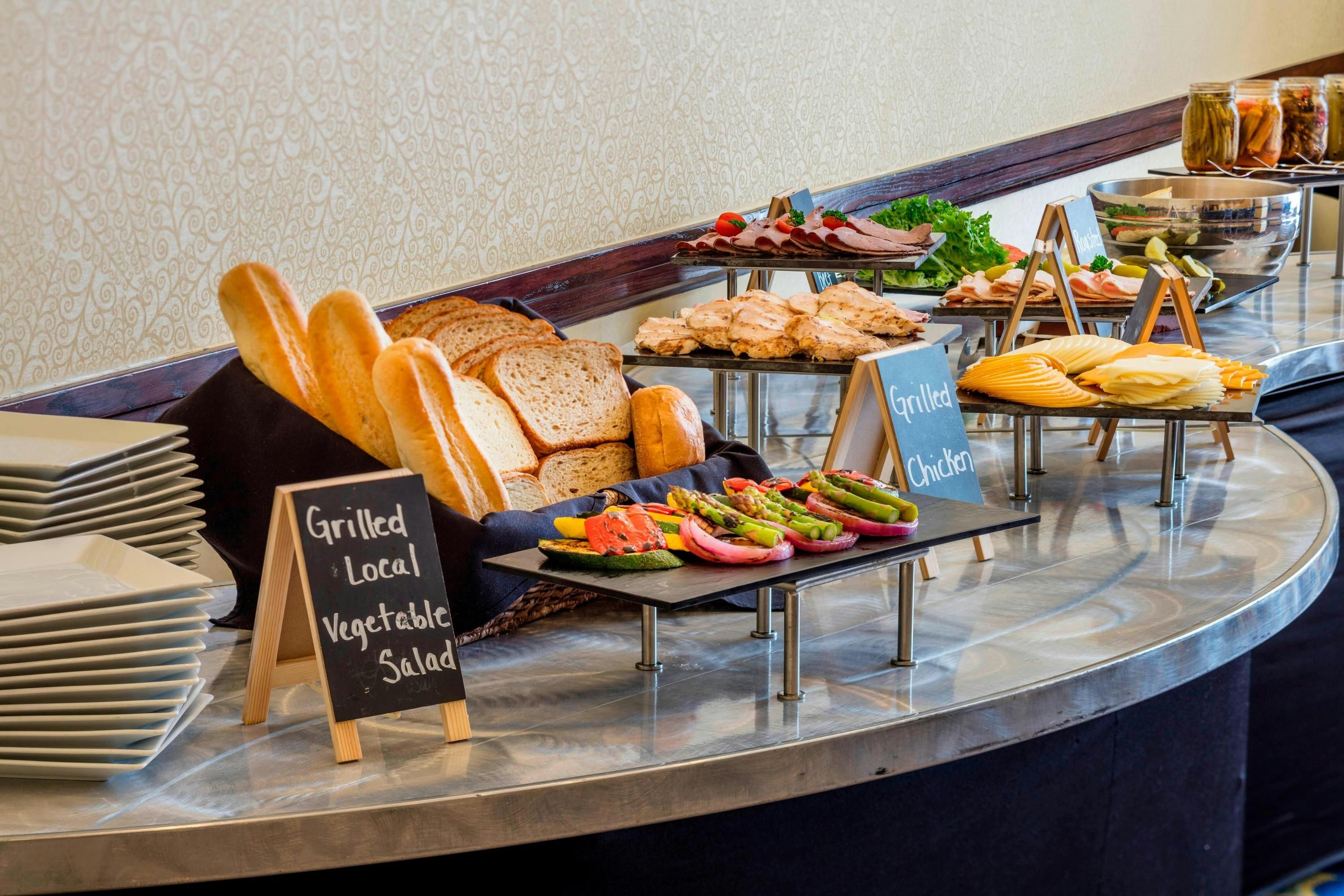 Renaissance Mobile Riverview Plaza Hotel