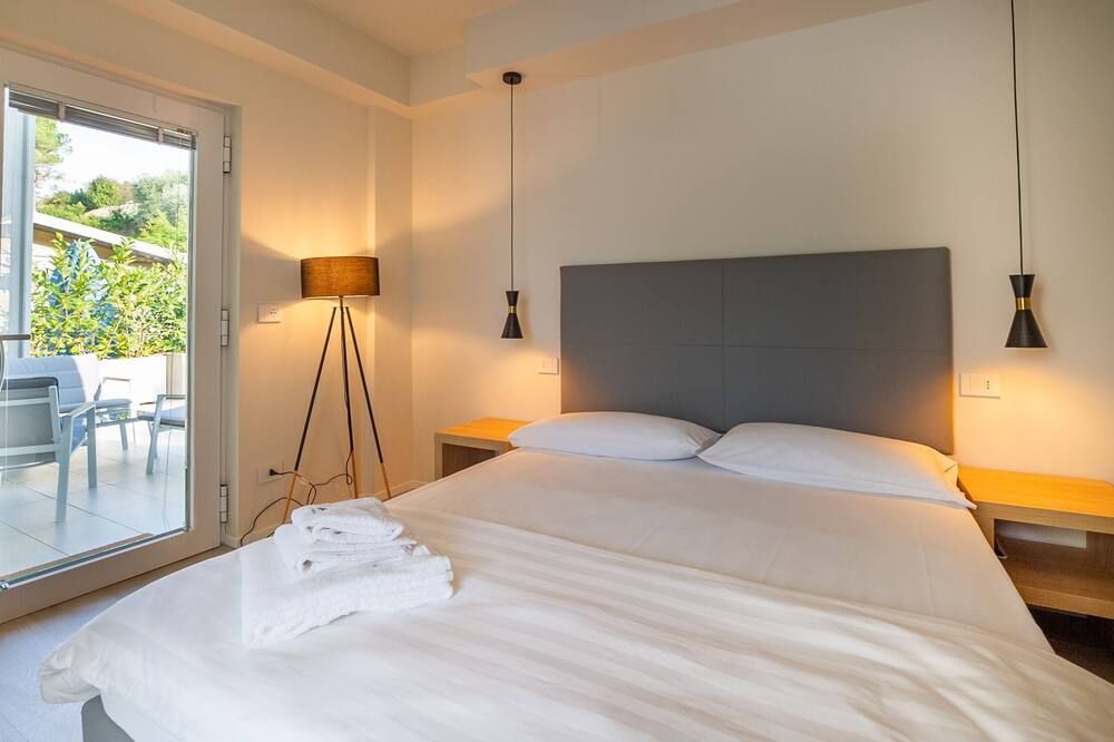 Ah Porticcioli Boutique Apartments