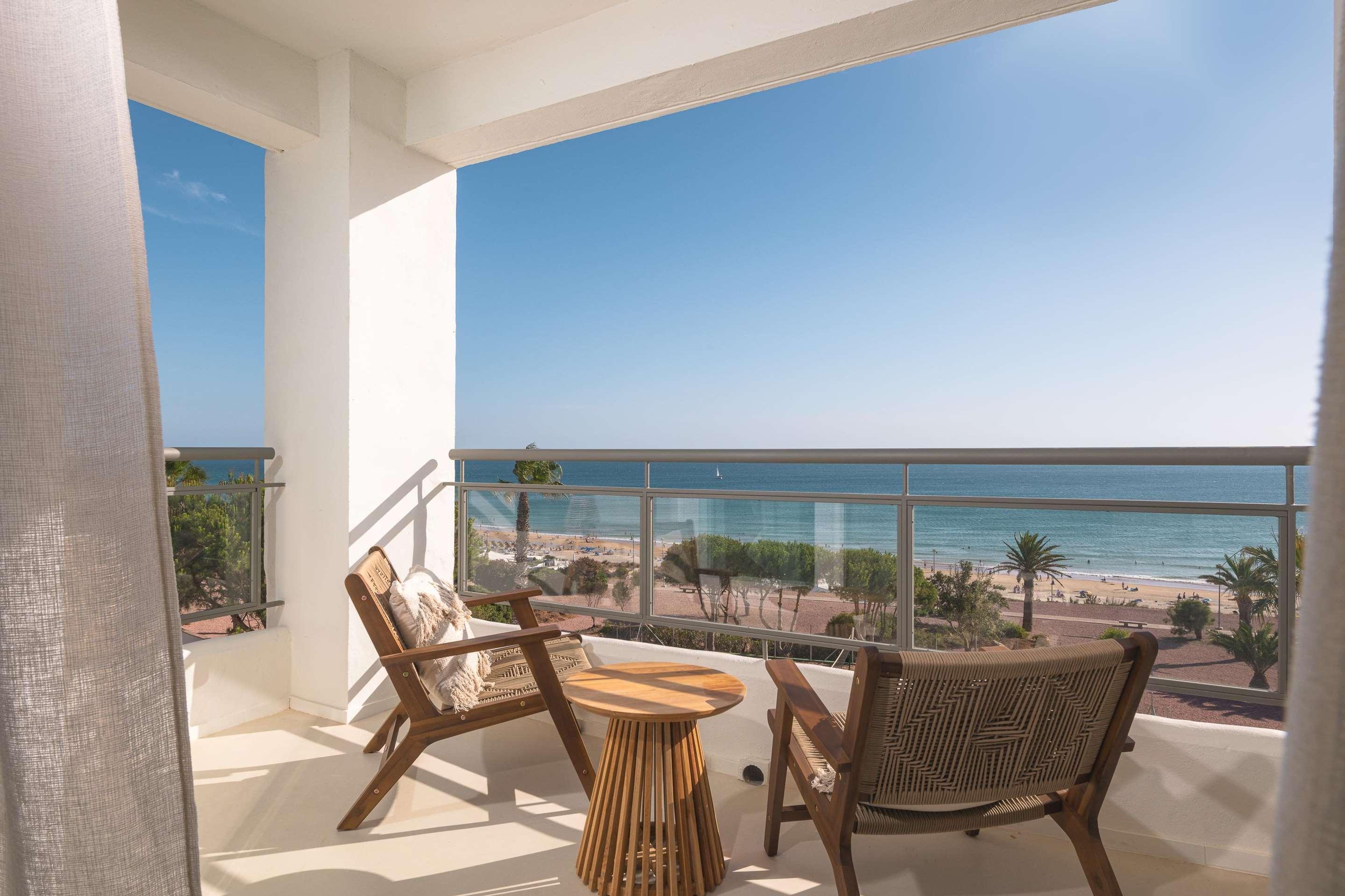 ice-1070823493-d8e4b0-956473 Daia Slow Beach Hotel Conil