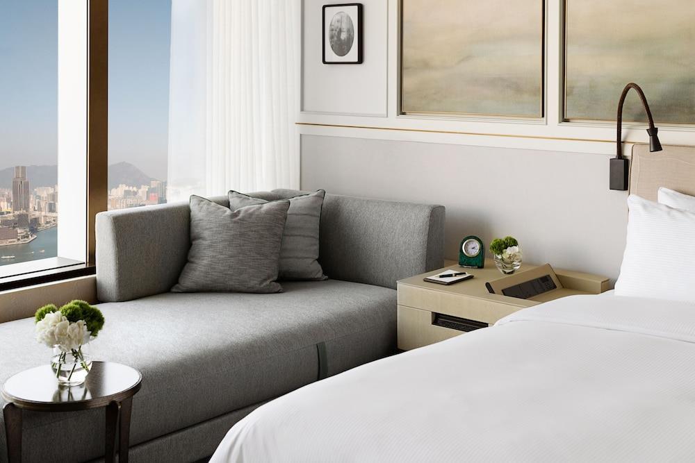Island Shangri-La, Hong Kong
