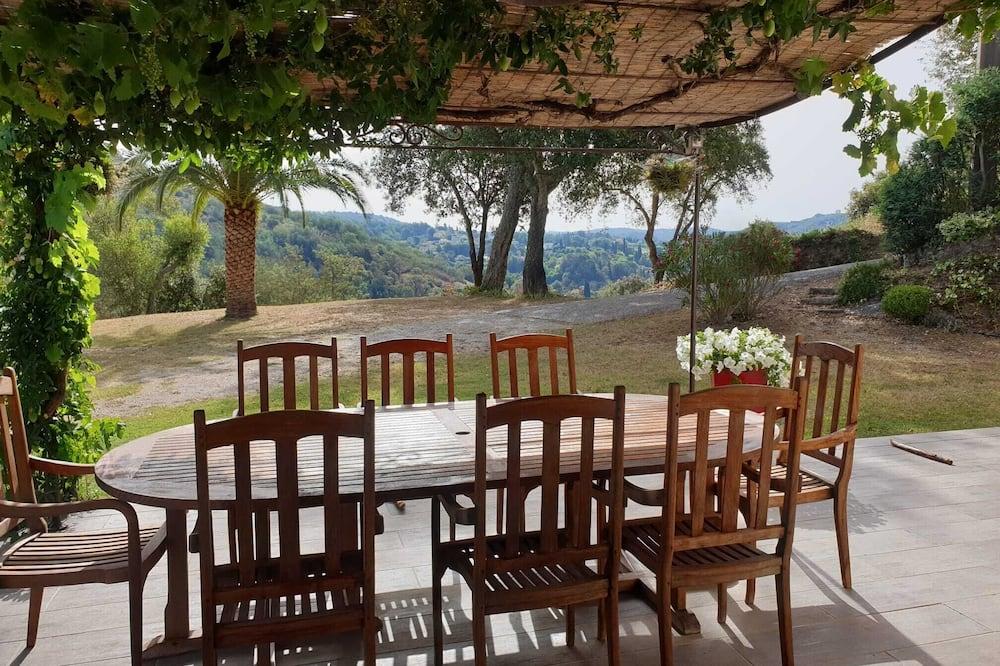 Comfortable villa with private pool and garden, 15 minutes from the sea. Provence-Alpes-Côte d'Azur - Tanneron visuel 2/5 Comfortable villa with private pool and garden, 15 minutes from the sea. Provence-Alpes-Côte d'Azur - Tanneron visuel 2/5