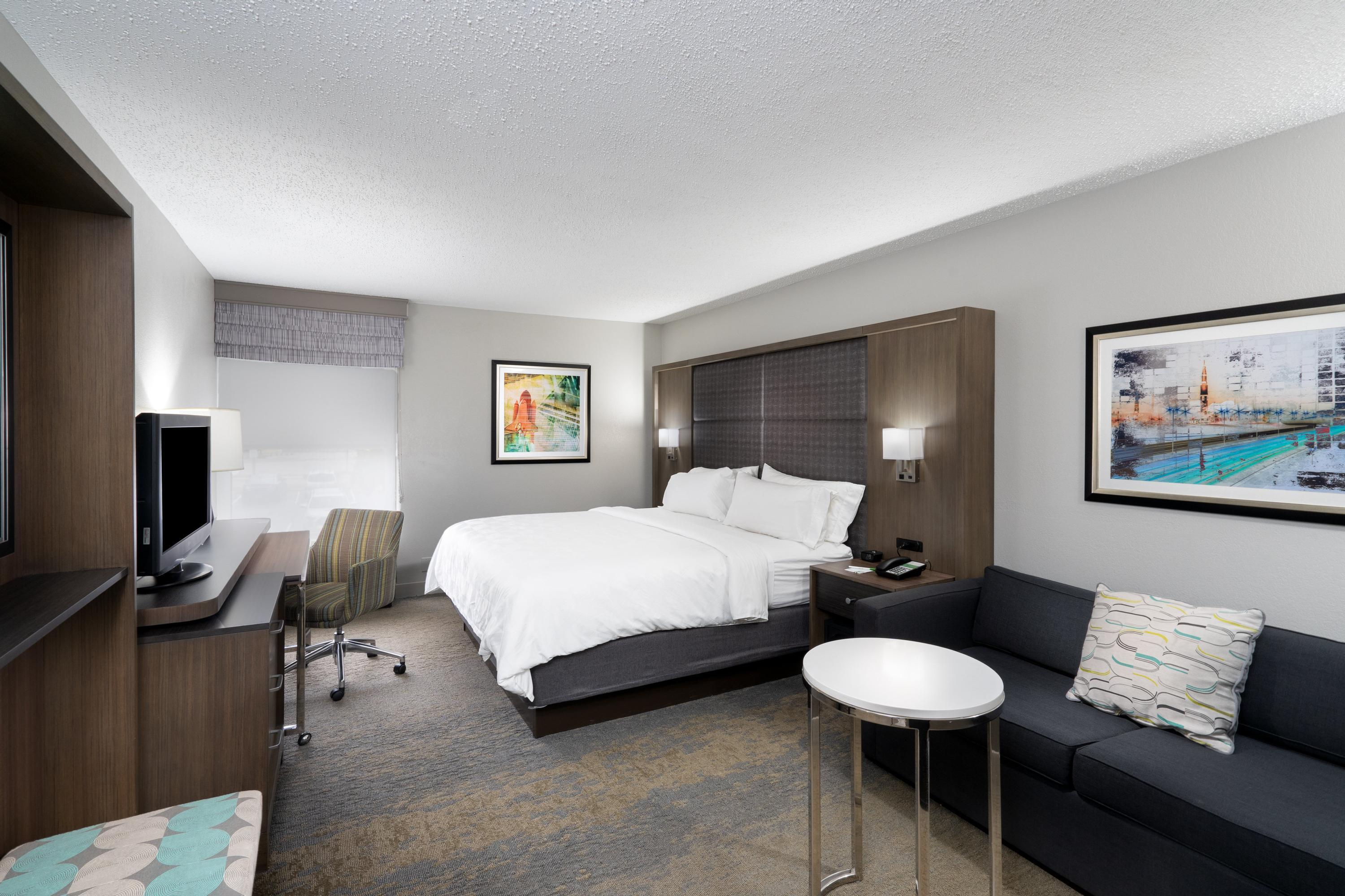 Holiday Inn Huntsville-Research Park $83 ($̶1̶4̶0̶). Huntsville Hotel ...