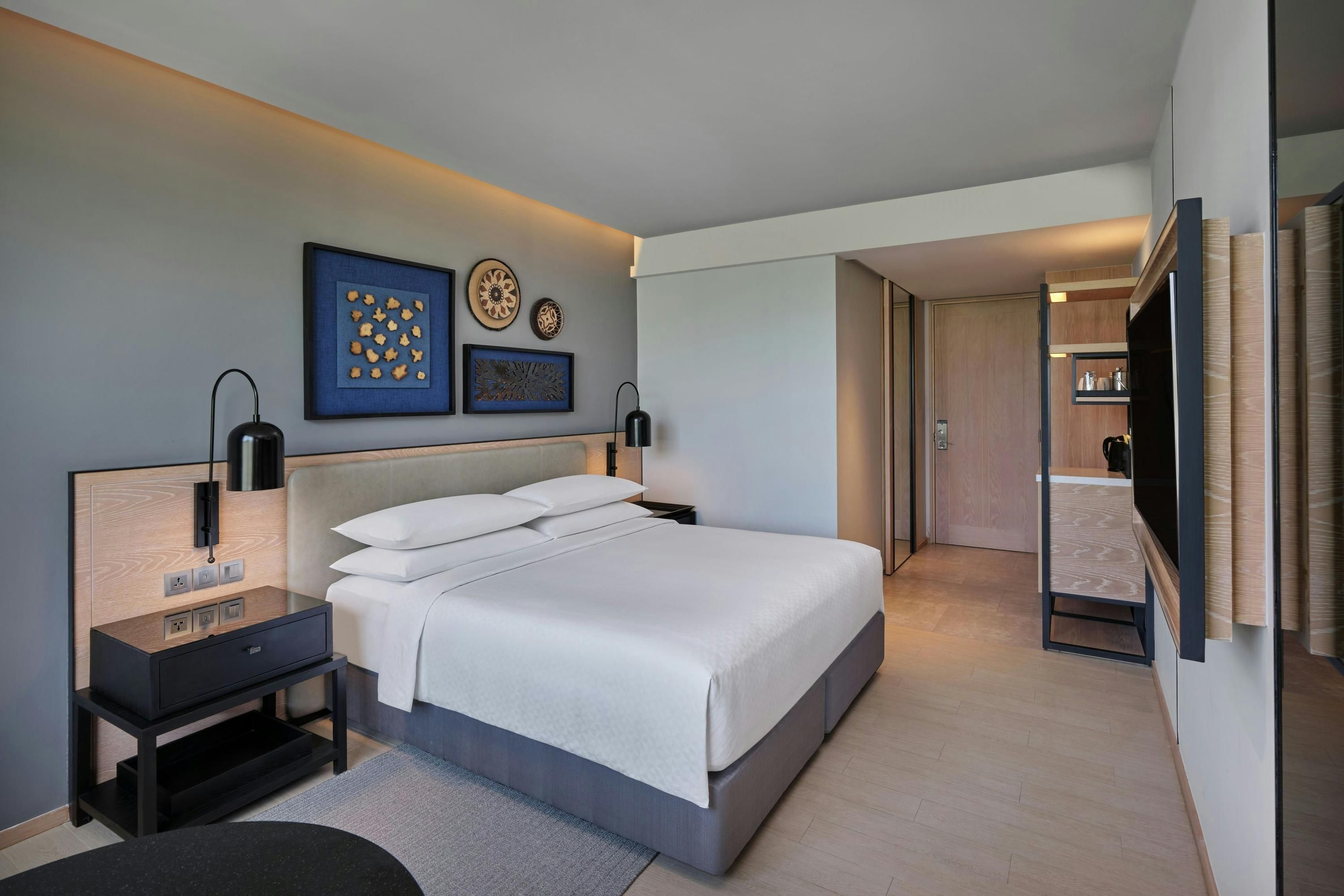 Four Points by Sheraton Phuket Patong Beach Resort