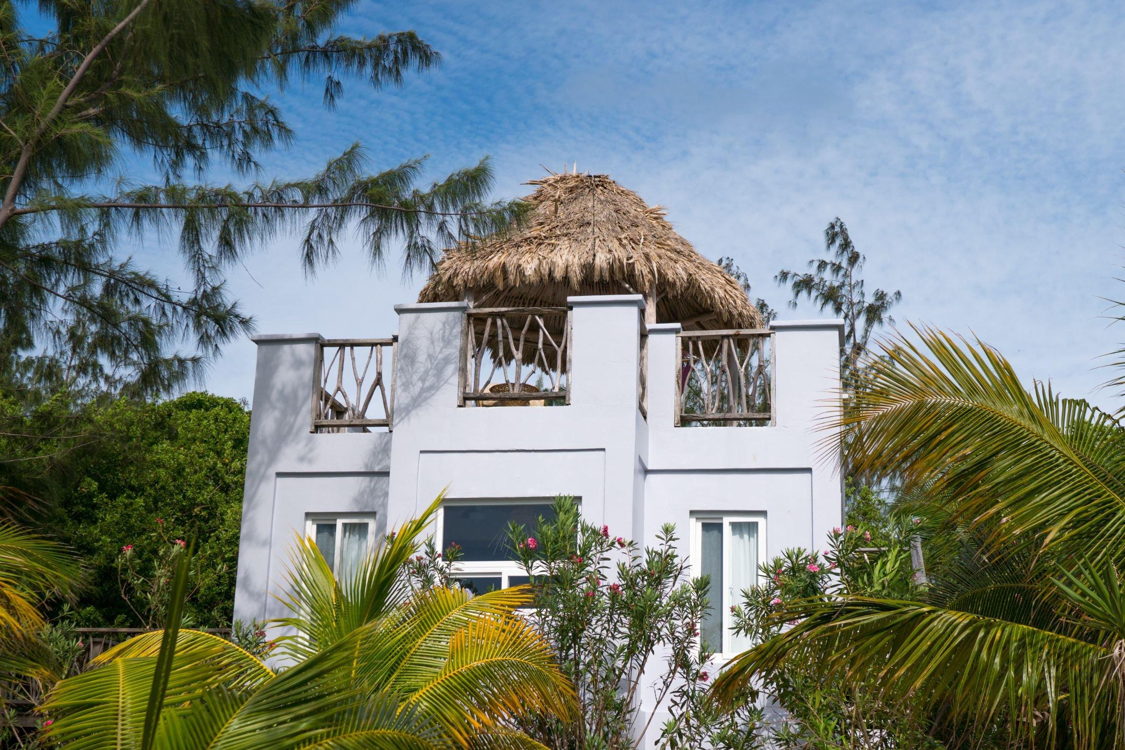 Thatch Caye Resort a Muy'Ono Resort