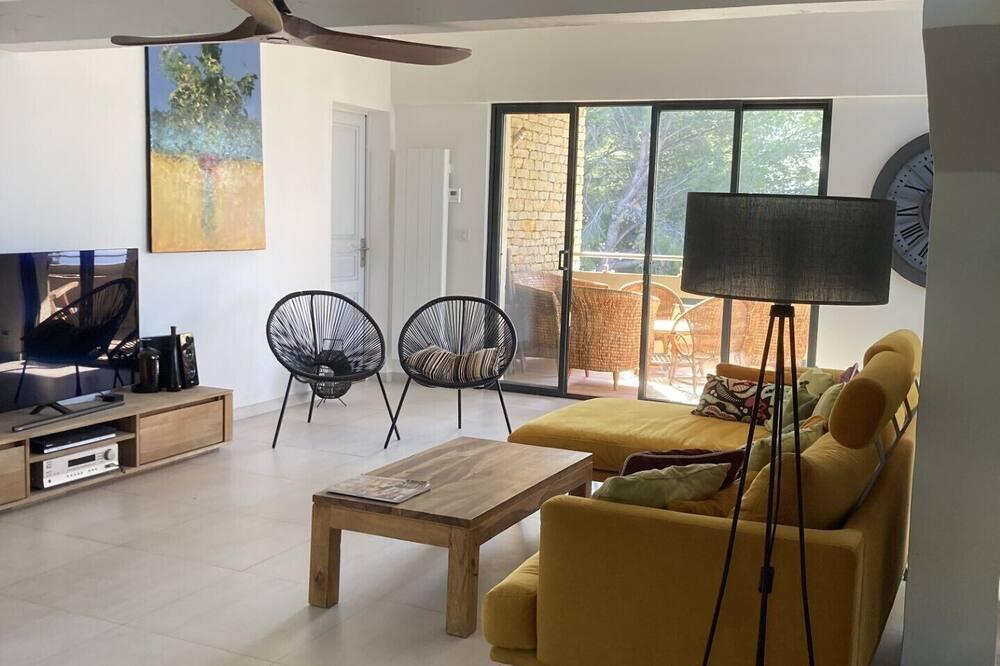 Spacieuse Villa Avec Piscine Dans le Superbe Domaine Privé de Port D'alon Provence-Alpes-Côte d'Azur - Saint-Cyr-sur-Mer visuel 1/5 Spacieuse Villa Avec Piscine Dans le Superbe Domaine Privé de Port D'alon Provence-Alpes-Côte d'Azur - Saint-Cyr-sur-Mer visuel 1/5