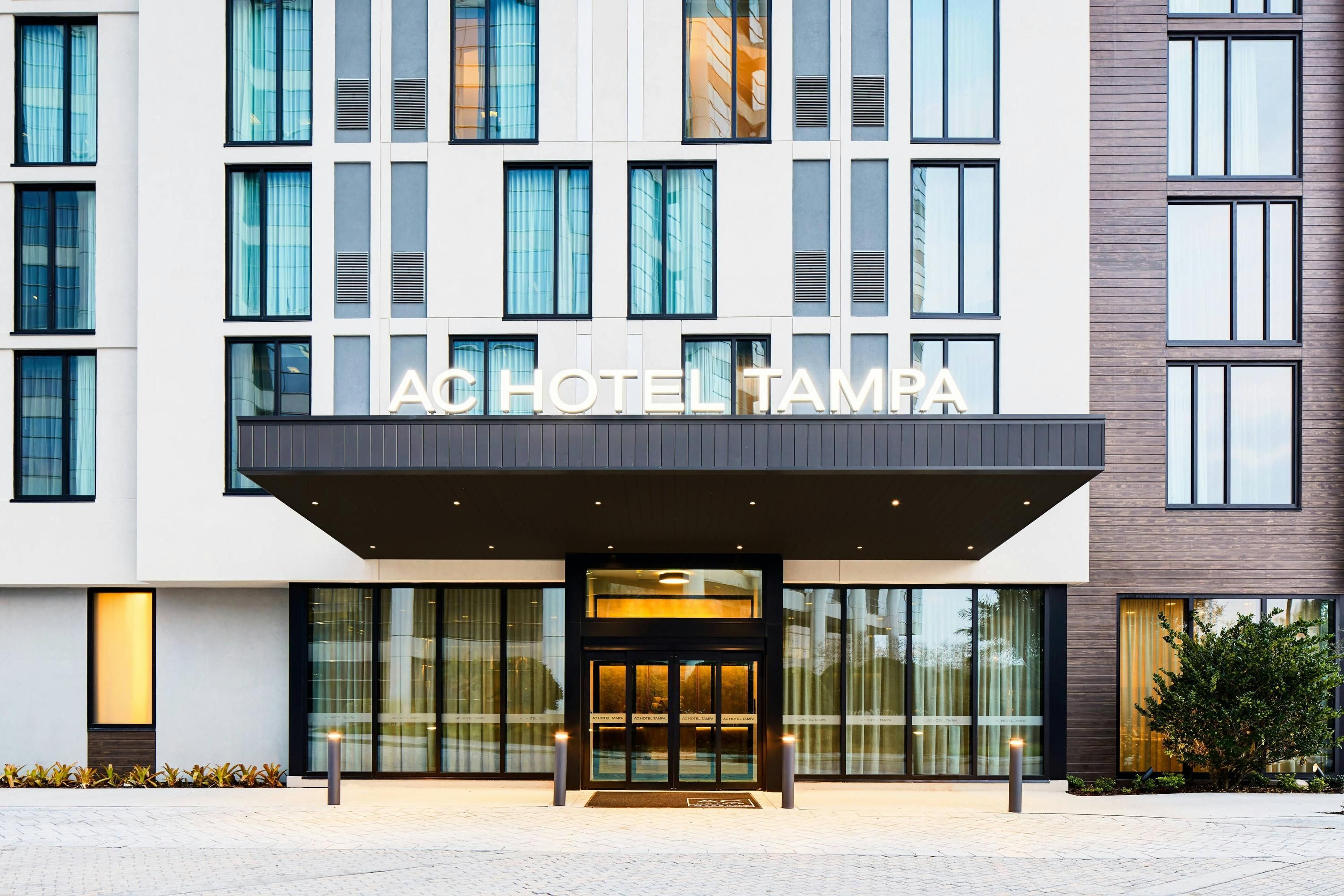 AC Hotel by Marriott Tampa Airport