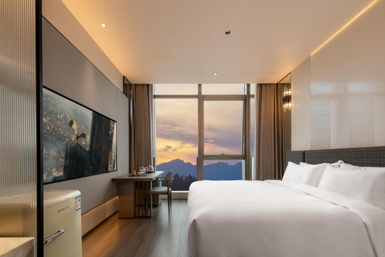 Rigel Hotel-Chongqing Jiefangbei Chaotianmen