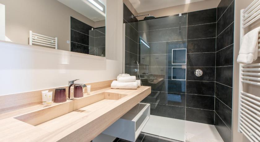 Le Clos du Colombier Bourgogne - Pommard visuel 4/5 Le Clos du Colombier Bourgogne - Pommard visuel 4/5