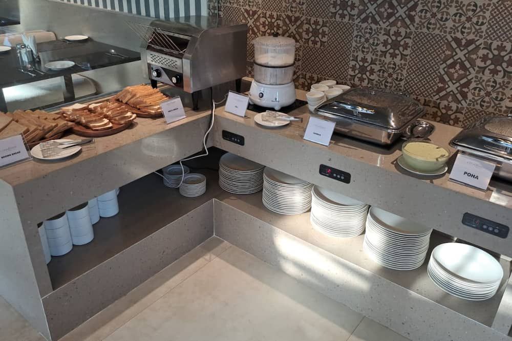 Citadines Arpora Nagoa Goa