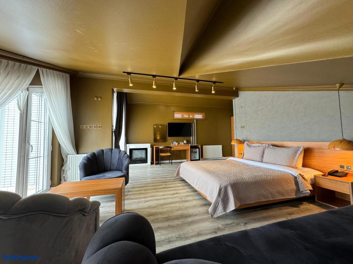 booking-1071604422-551992833-123417 Treekos Suite Hotel Istanbul Airport