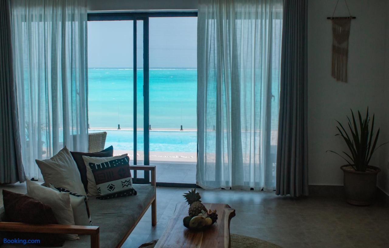 booking-1072128335-641135115-423960 Oasis Blu Beach Resort-Adults Only