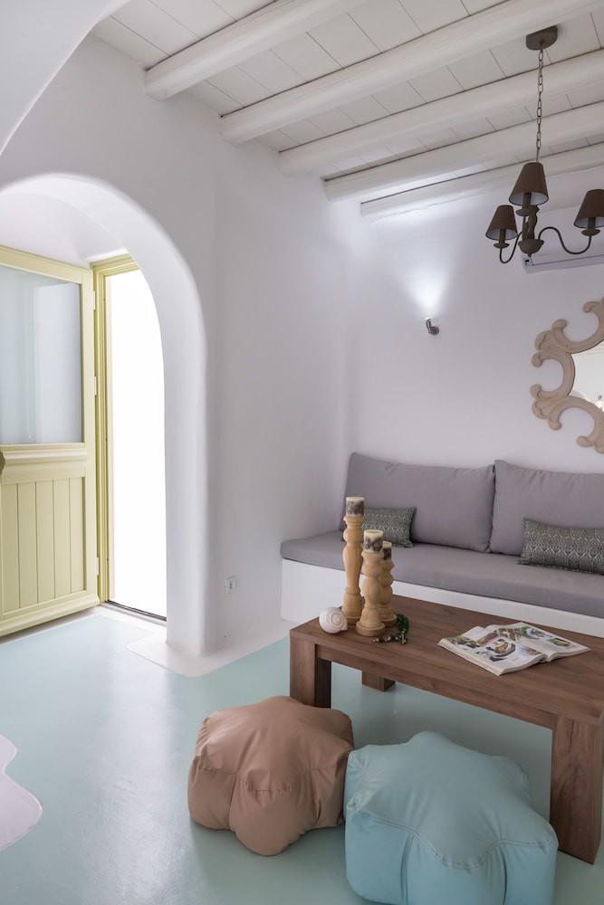 sembo-3940958-e8e833-708584 Lyra Villas Mykonos