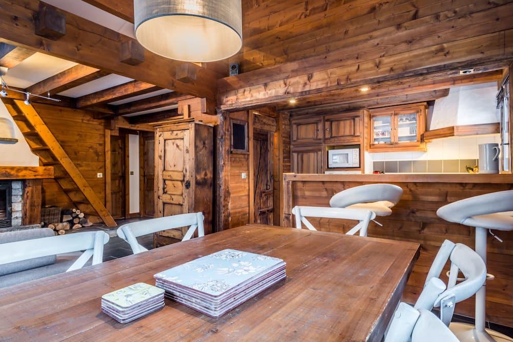 Very warm and comfortable with great mountain views, large terrace and garden Rhône-Alpes - Les Houches visuel 5/5 Very warm and comfortable with great mountain views, large terrace and garden Rhône-Alpes - Les Houches visuel 5/5