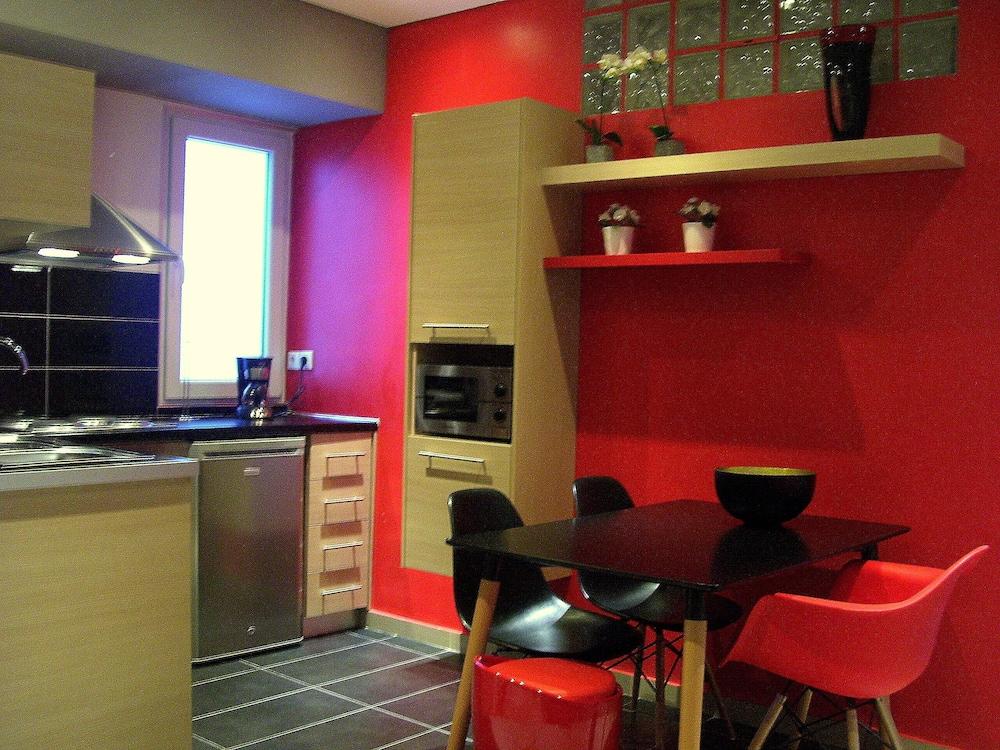 sembo-2325552-21be64-654659 Urban Residence