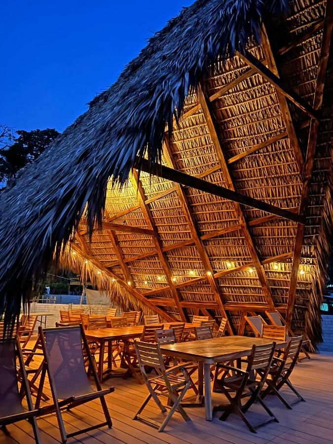 Almare Zonte - Beachfront Glamping Hotel