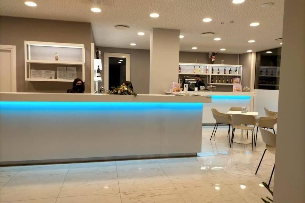 Nuovo Hotel Settibi 20m Dalla Spiaggia Abruzzen - Giulianova visuel 5/5 Nuovo Hotel Settibi 20m Dalla Spiaggia Abruzzen - Giulianova visuel 5/5