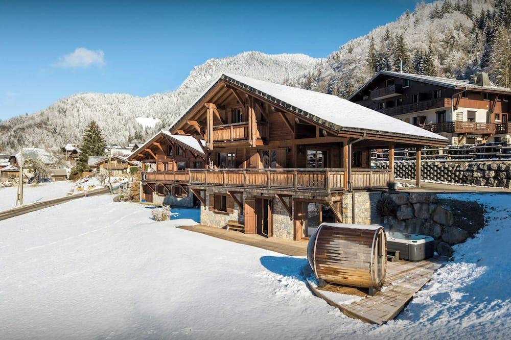 Chalet de Nantaux Morzine family stay 8p with spa & sauna - OVO Network - Rhône-Alpes - Essert-Romand visuel 2/5 Chalet de Nantaux Morzine family stay 8p with spa & sauna - OVO Network - Rhône-Alpes - Essert-Romand visuel 2/5