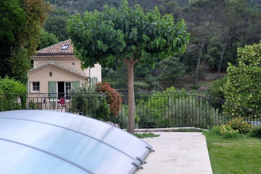 Comfortable Gite with pool close to the city and the countryside Languedoc-Roussillon - Anduze visuel 2/5 Comfortable Gite with pool close to the city and the countryside Languedoc-Roussillon - Anduze visuel 2/5