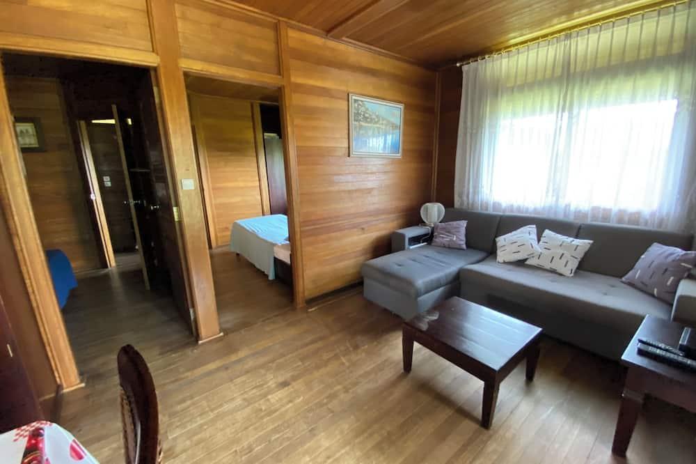 Chalet 4 to 6 persons with swimming pool 20mn from the beach, VAR, Ideal for a family. Provence-Alpes-Côte d'Azur - Les Arcs sur Argens visuel 3/5 Chalet 4 to 6 persons with swimming pool 20mn from the beach, VAR, Ideal for a family. Provence-Alpes-Côte d'Azur - Les Arcs sur Argens visuel 3/5