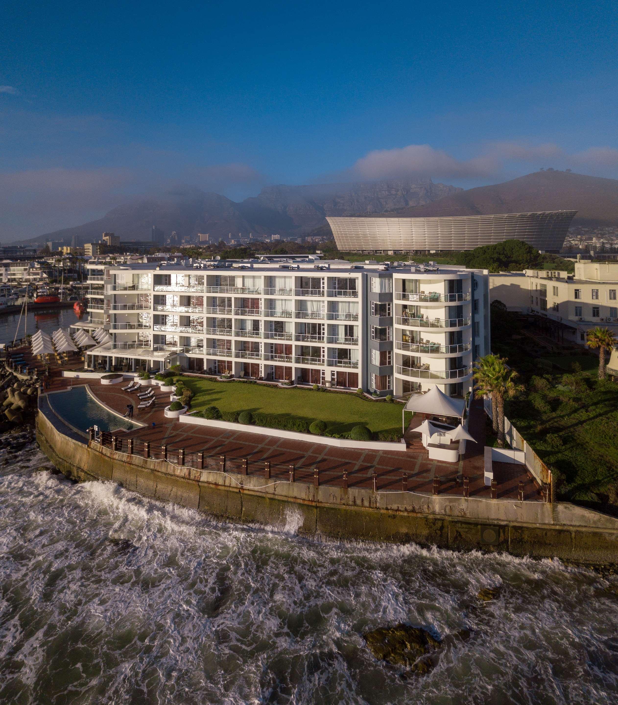 Radisson Blu Hotel Waterfront, Cape Town RM 393 (R̶M̶ ̶5̶7̶9̶). Best