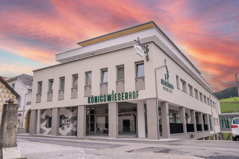 expedia_group-9424852-191142342-193761 Königswieser Hof