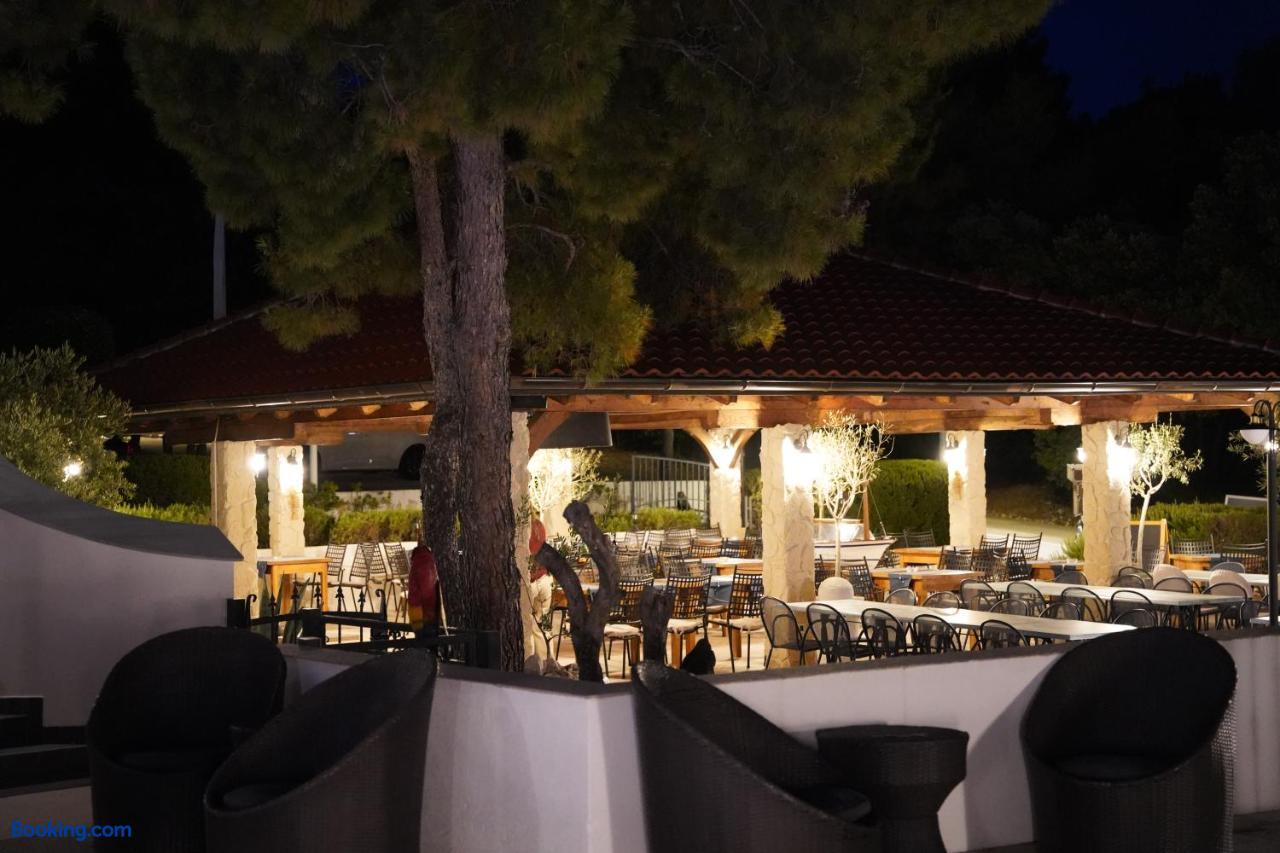 booking-1071064993-536447691-240079 Villa Olea