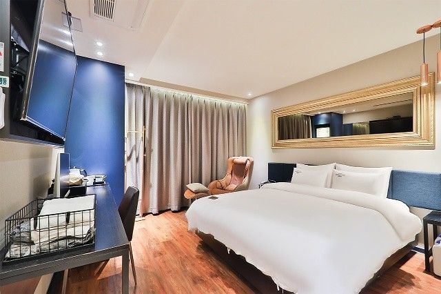 hotel photo