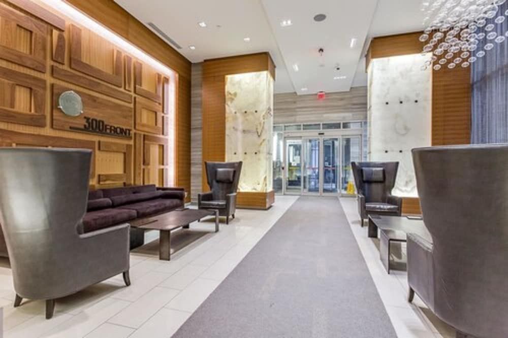 Toronto Rooms and Suites