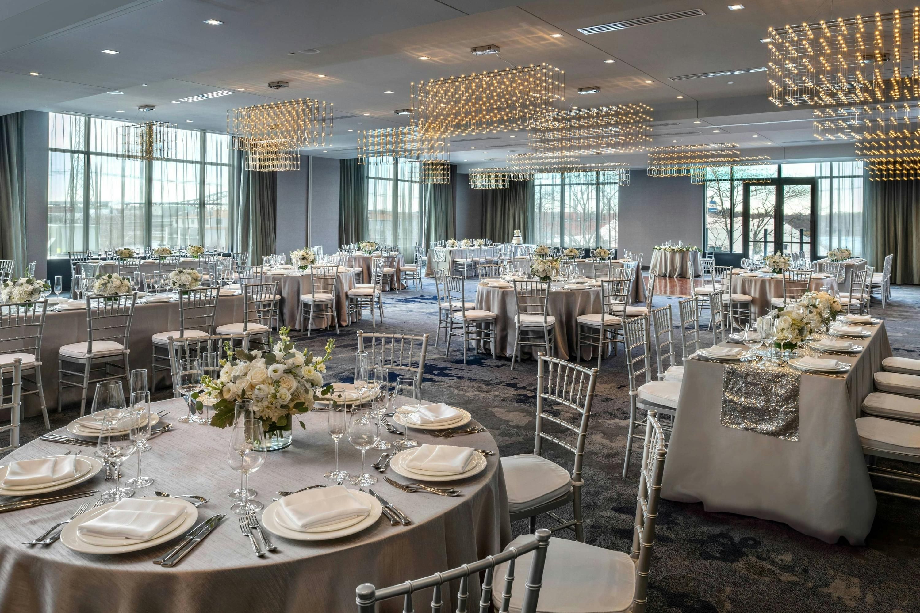AC Hotel by Marriott Portsmouth Downtown/Waterfront