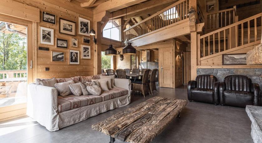 Chalet 4, 5 chambres, hammam, cheminée, garage, WIFI, 10 personnes FR-1-304-140 - Rhône-Alpes - La Clusaz visuel 4/5 Chalet 4, 5 chambres, hammam, cheminée, garage, WIFI, 10 personnes FR-1-304-140 - Rhône-Alpes - La Clusaz visuel 4/5