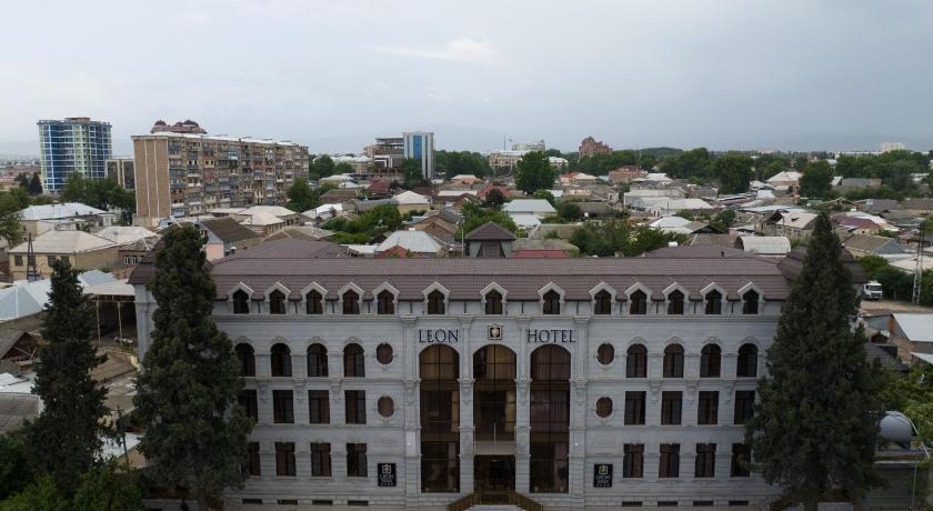 Leon Hotel Spa Ganja
