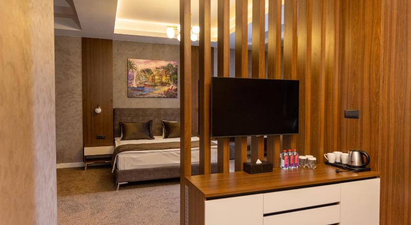 Leon Hotel Spa Ganja