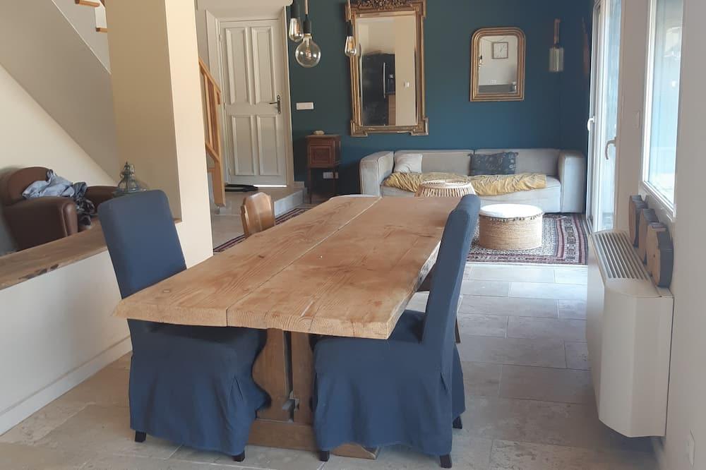 Grande maison familiale avec piscine proche Avignon Languedoc-Roussillon - Bagnols-sur-Cèze visuel 5/5 Grande maison familiale avec piscine proche Avignon Languedoc-Roussillon - Bagnols-sur-Cèze visuel 5/5