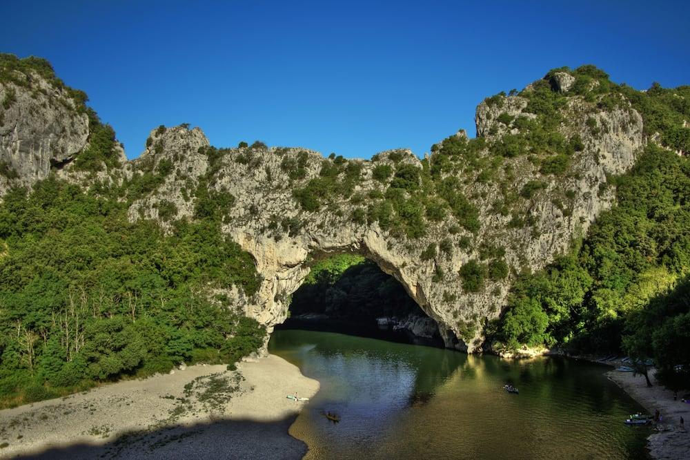 Charming Villa In Vallon Pont D'arc With Heated Pool Rhône-Alpes - Ardoix visuel 4/5