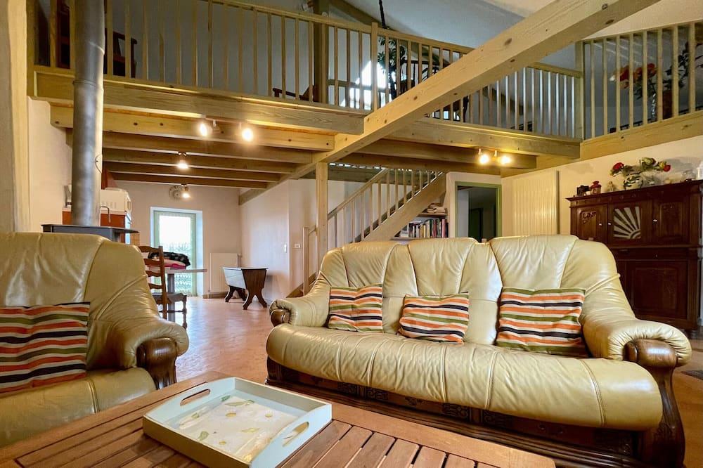 Gite Lavaudieu, 2 bedrooms, 4 persons Auvergne - Lavaudieu visuel 5/5 Gite Lavaudieu, 2 bedrooms, 4 persons Auvergne - Lavaudieu visuel 5/5