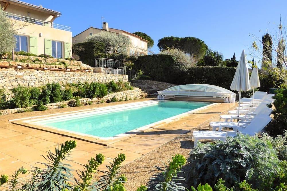 Villa aircon, pool heated, paradis for children, pinball, baby-foot, WIFI free Provence-Alpes-Côte d'Azur - Le Castellet visuel 2/5 Villa aircon, pool heated, paradis for children, pinball, baby-foot, WIFI free Provence-Alpes-Côte d'Azur - Le Castellet visuel 2/5