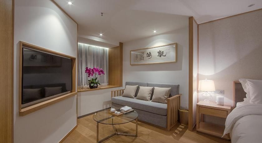 Bai Yun Qin She Boutique