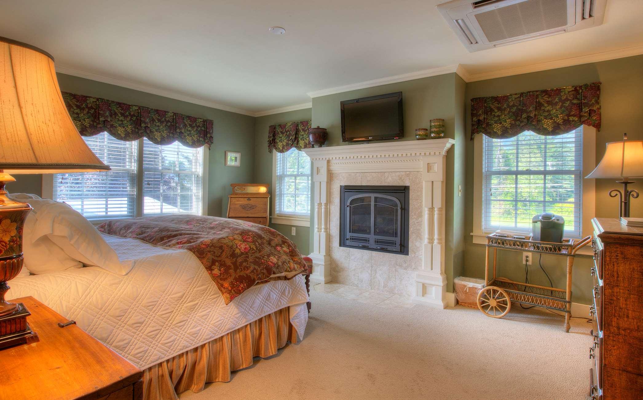 Reluctant Panther Inn & Restaurant