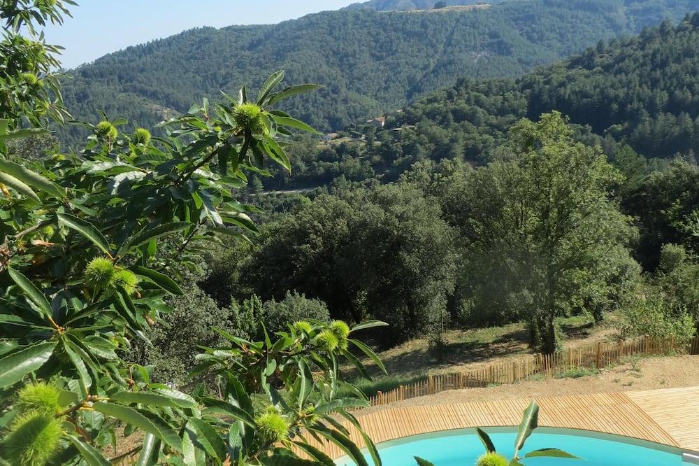 Large gite with PRIVATE POOL welcoming up to 13 people all year round Rhône-Alpes - Joannas visuel 2/5 Large gite with PRIVATE POOL welcoming up to 13 people all year round Rhône-Alpes - Joannas visuel 2/5