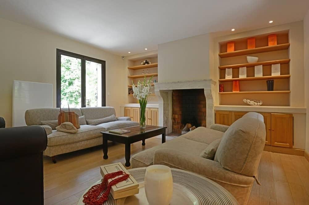 Very spacious and quality beds peaceful villa with big pool, WIFI and air-con Provence-Alpes-Côte d'Azur - Cagnes-sur-Mer visuel 5/5 Very spacious and quality beds peaceful villa with big pool, WIFI and air-con Provence-Alpes-Côte d'Azur - Cagnes-sur-Mer visuel 5/5