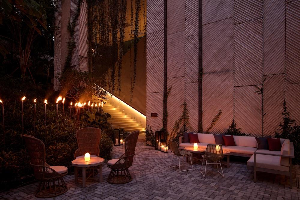 sembo-3147960-1e2e35-577655 Rosewood Phuket (SHA Plus+)