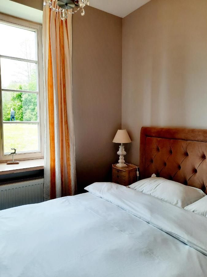 Lake & Library boutique Hotel