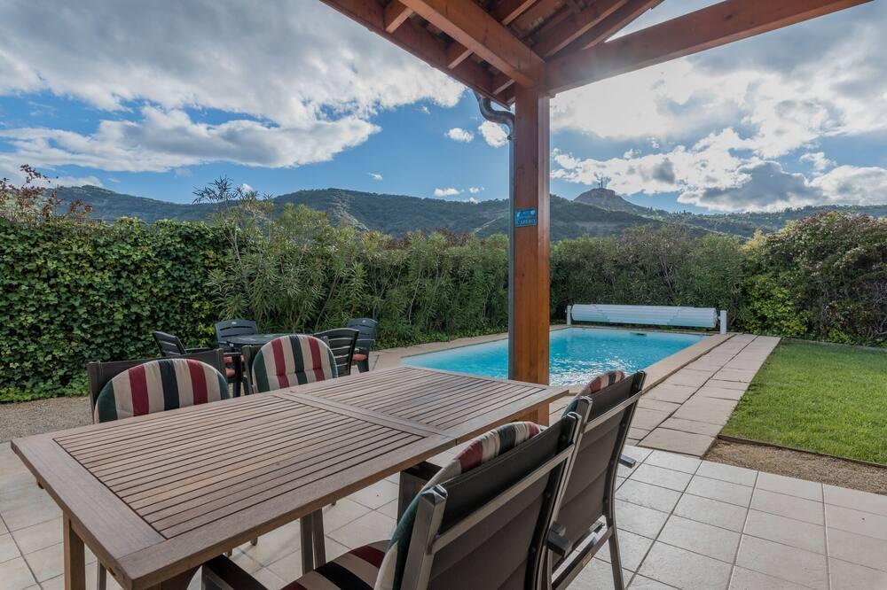 Delightful Villa For 4 People At Domaine Les Rives De L'ardèche Rhône-Alpes - Ardoix visuel 2/5