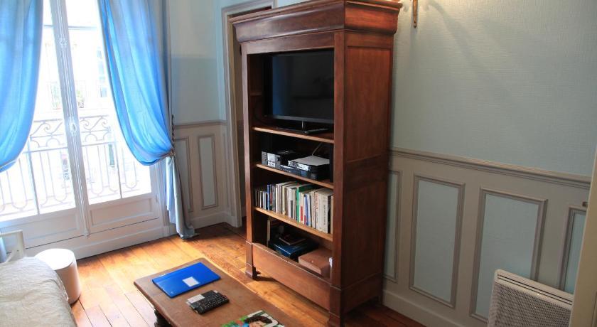 Apartment Lourmel Ile de France - Paris visuel 3/5 Apartment Lourmel Ile de France - Paris visuel 3/5