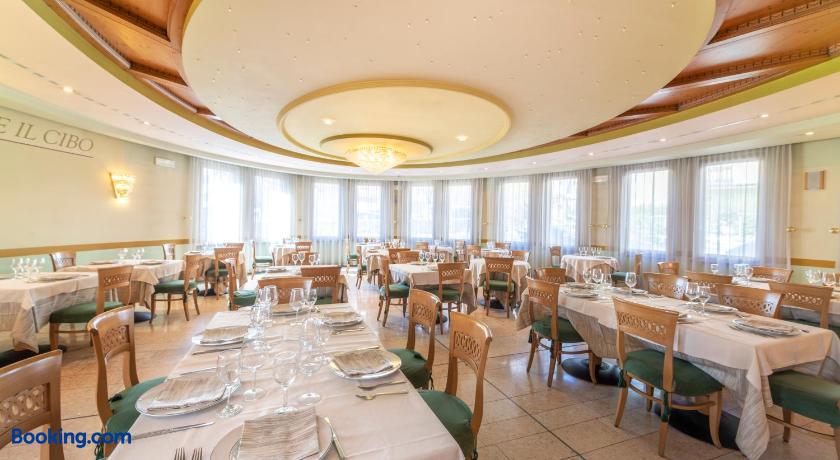 booking-604141-446531000-863923 Hotel Relais Orsingher
