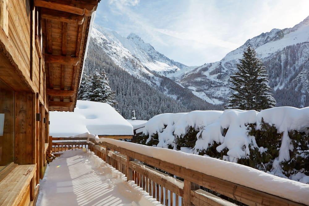 6 bedroom luxury chalet with private cinema Marmotte Mountain Zenith (2) - Rhône-Alpes - Chamonix-Mont-Blanc visuel 2/5 6 bedroom luxury chalet with private cinema Marmotte Mountain Zenith (2) - Rhône-Alpes - Chamonix-Mont-Blanc visuel 2/5