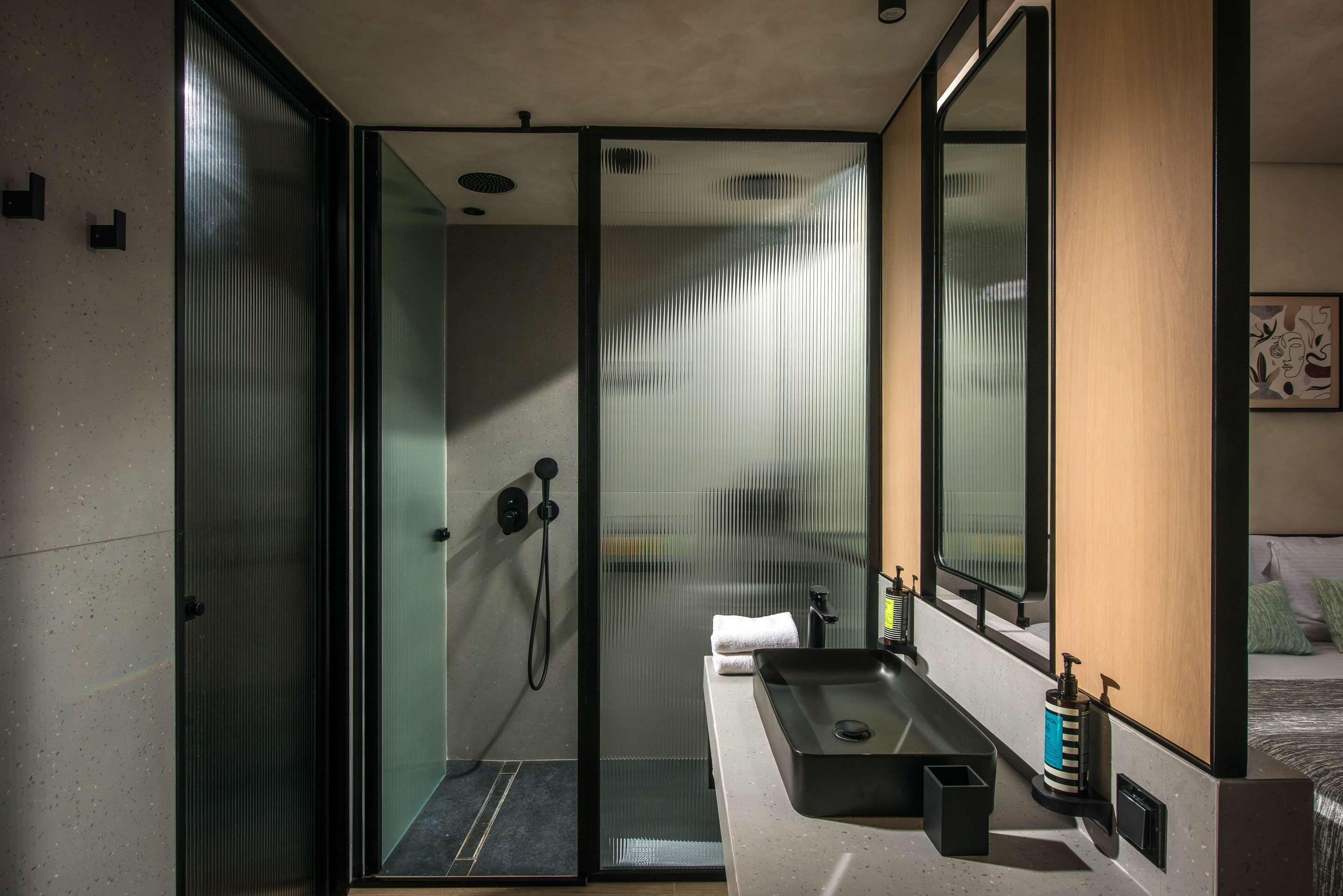 ice-289384-123287451-958866 Harmony Boutique Resort